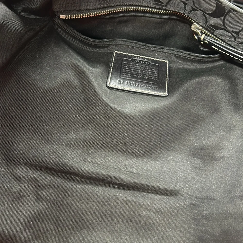 COACH HAMPTONS XL BLACK SIGNATURE BUSINESS CARRYALL TOTE BAG PURSE RARE dust bag